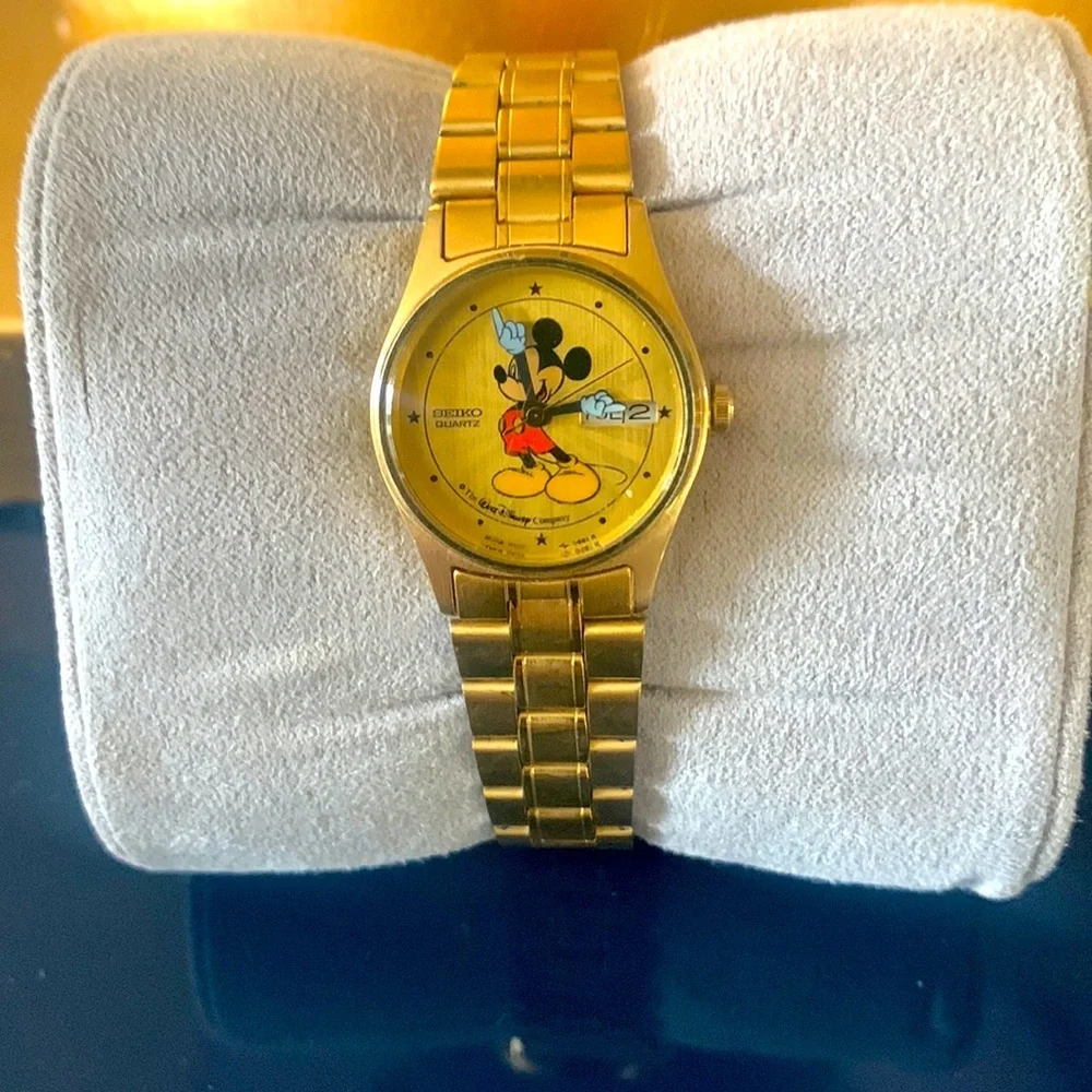 80s Gold tone Mickey Mouse Watch Starburst Dial vintage - Picture 1 of 7